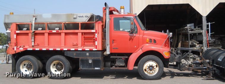 image for item HO9517 2001 Sterling LT7501  dump truck
