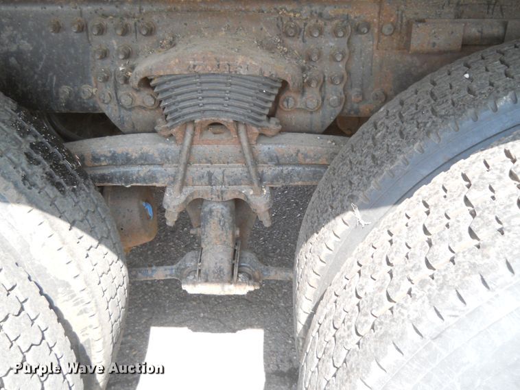 image for item HO9517 2001 Sterling LT7501  dump truck