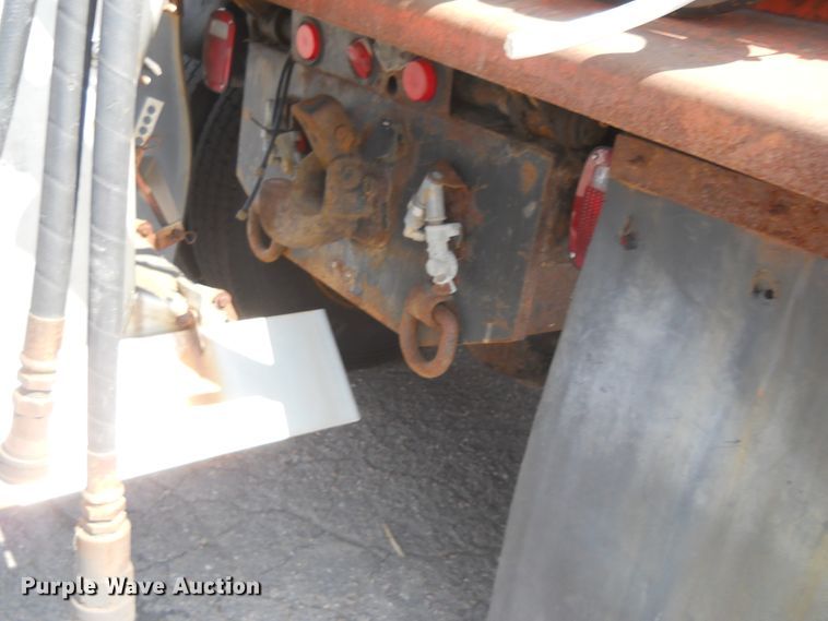 image for item HO9517 2001 Sterling LT7501  dump truck