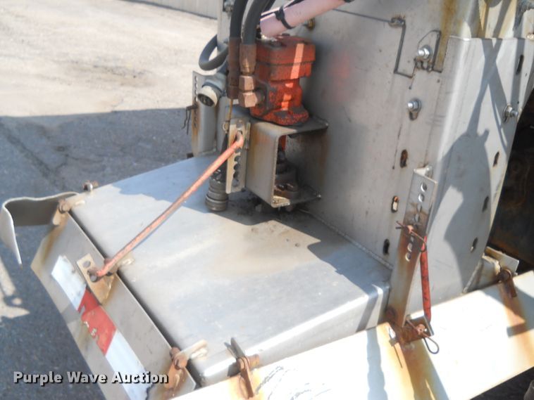 image for item HO9517 2001 Sterling LT7501  dump truck