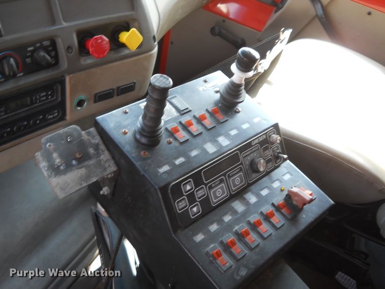 image for item HO9517 2001 Sterling LT7501  dump truck