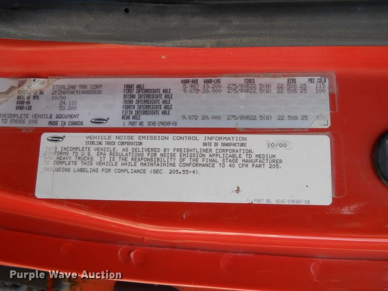 image for item HO9517 2001 Sterling LT7501  dump truck