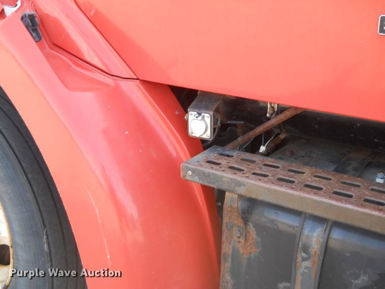 image for item HO9518 2001 Sterling LT7501  dump truck