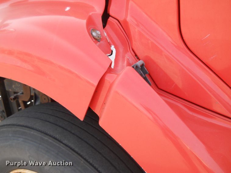 image for item HO9518 2001 Sterling LT7501  dump truck