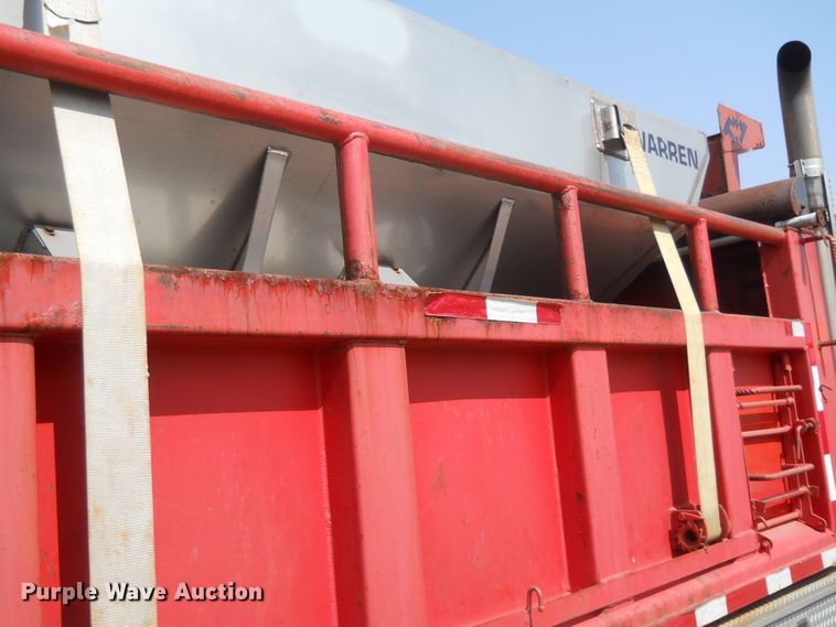 image for item HO9518 2001 Sterling LT7501  dump truck