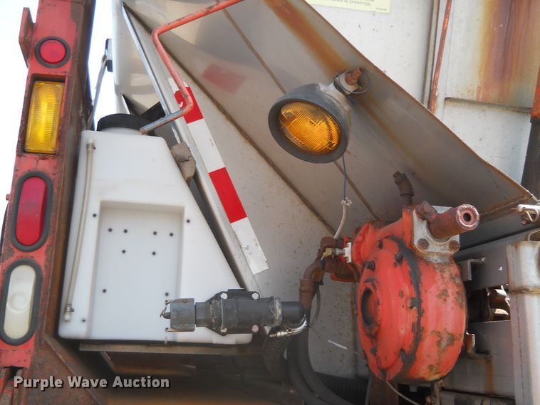 image for item HO9518 2001 Sterling LT7501  dump truck