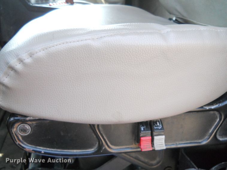 image for item HO9518 2001 Sterling LT7501  dump truck