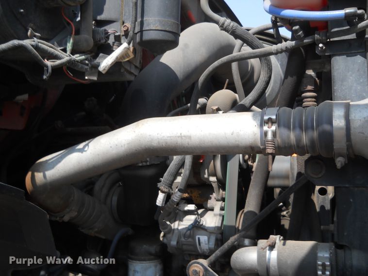 image for item HO9518 2001 Sterling LT7501  dump truck