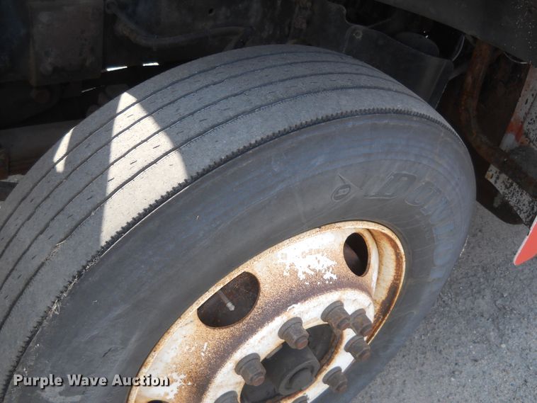 image for item HO9518 2001 Sterling LT7501  dump truck