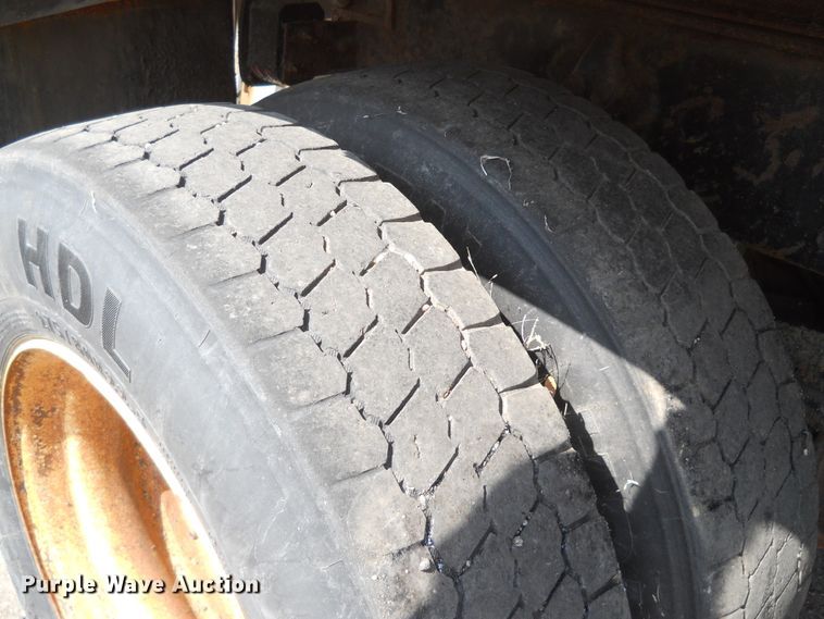 image for item HO9518 2001 Sterling LT7501  dump truck