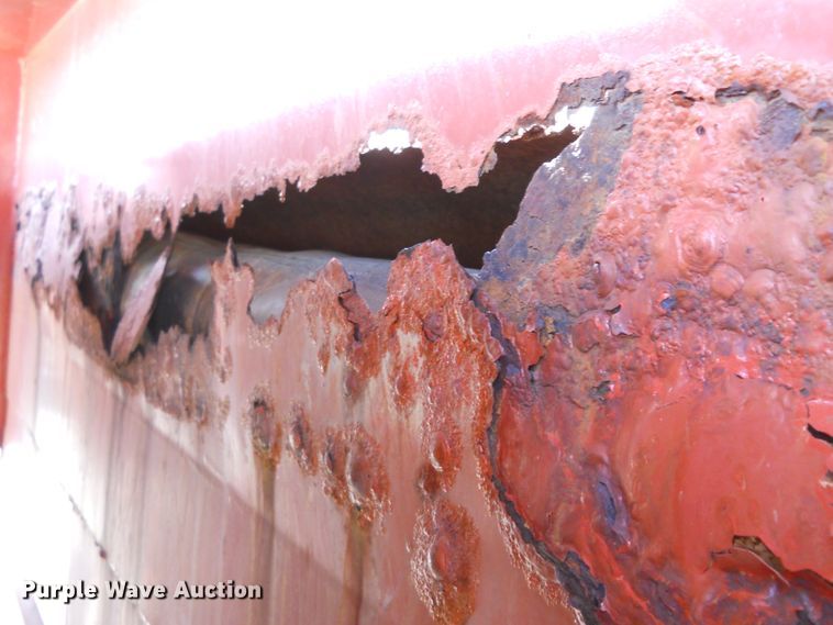 image for item HO9518 2001 Sterling LT7501  dump truck