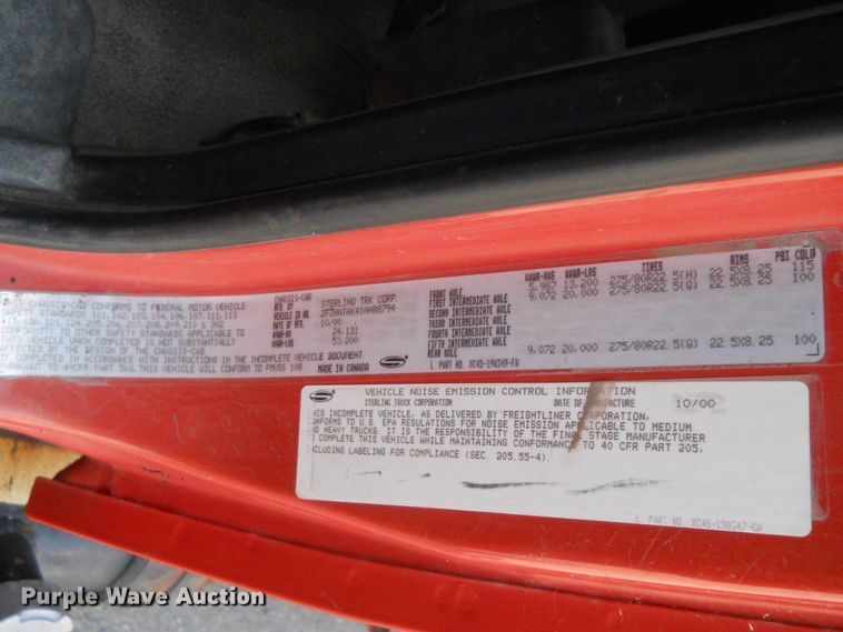 image for item HO9518 2001 Sterling LT7501  dump truck