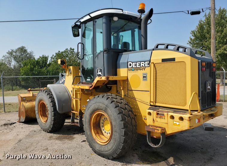 image for item HO9520 2005 John Deere 444J  wheel loader