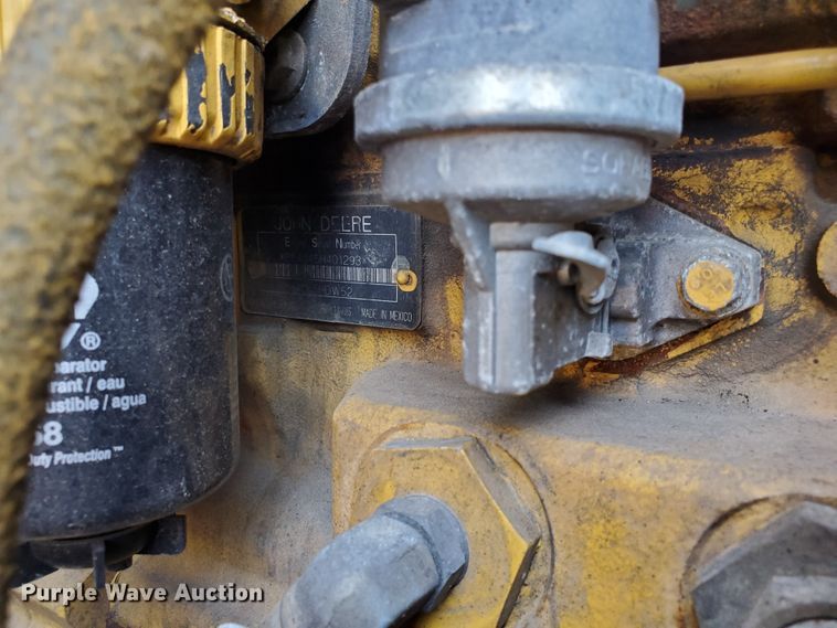 image for item HO9522 2005 John Deere 444J  wheel loader