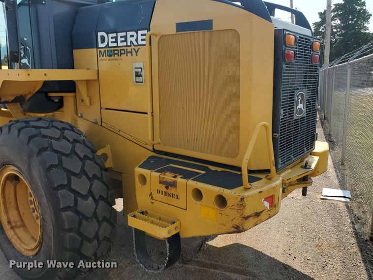 image for item HO9522 2005 John Deere 444J  wheel loader