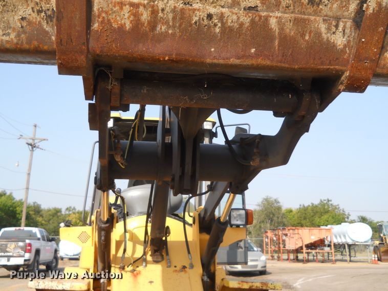 image for item HO9524 2004 Volvo L30B  wheel loader