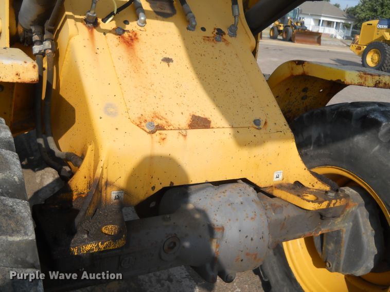 image for item HO9524 2004 Volvo L30B  wheel loader