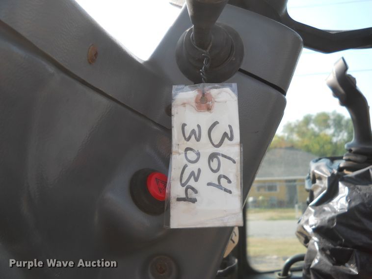 image for item HO9524 2004 Volvo L30B  wheel loader