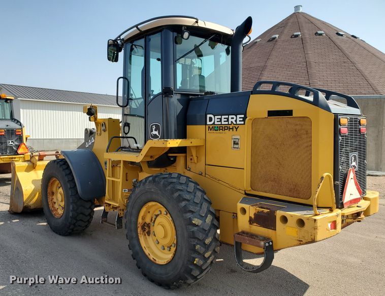 image for item HO9530 2006 John Deere 444J  wheel loader
