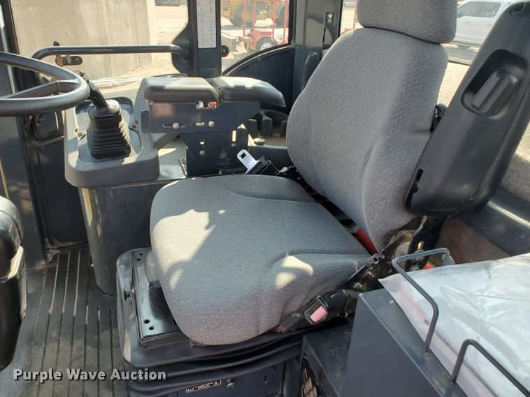 image for item HO9530 2006 John Deere 444J  wheel loader