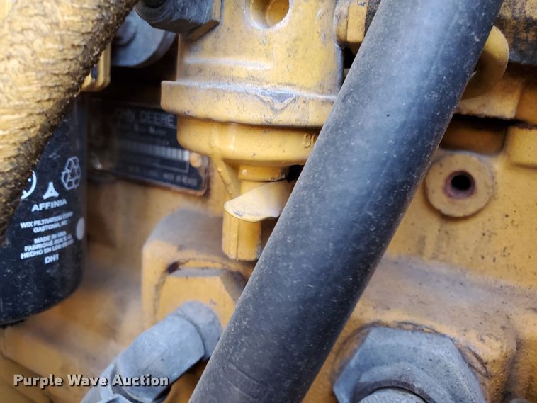 image for item HO9530 2006 John Deere 444J  wheel loader