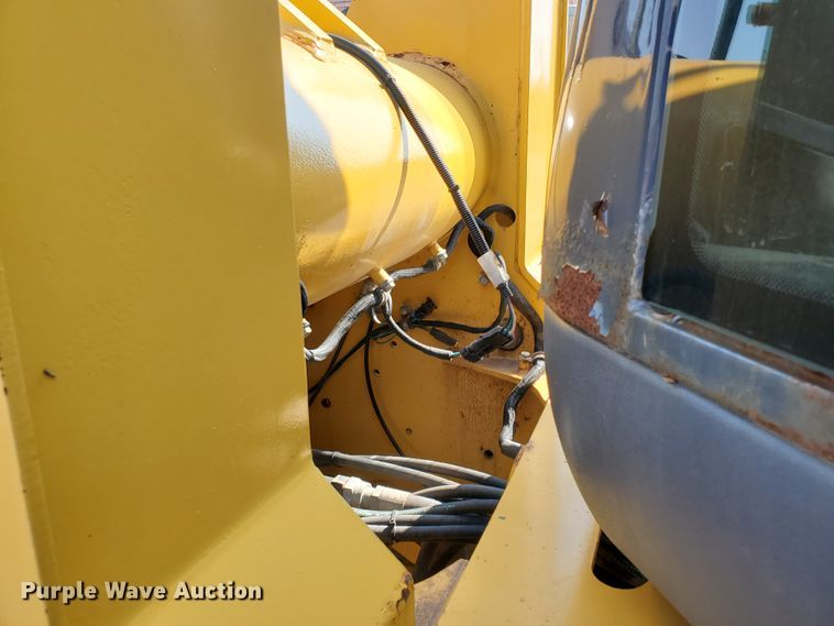 image for item HO9530 2006 John Deere 444J  wheel loader