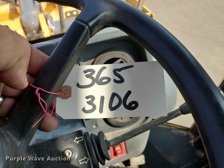 image for item HO9530 2006 John Deere 444J  wheel loader