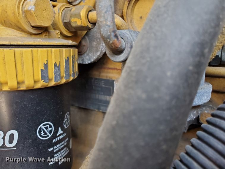 image for item HO9532 2005 John Deere 444J  wheel loader