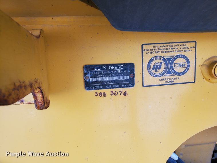 image for item HO9532 2005 John Deere 444J  wheel loader