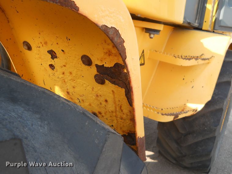 image for item HO9533 2005 Volvo L30B  wheel loader