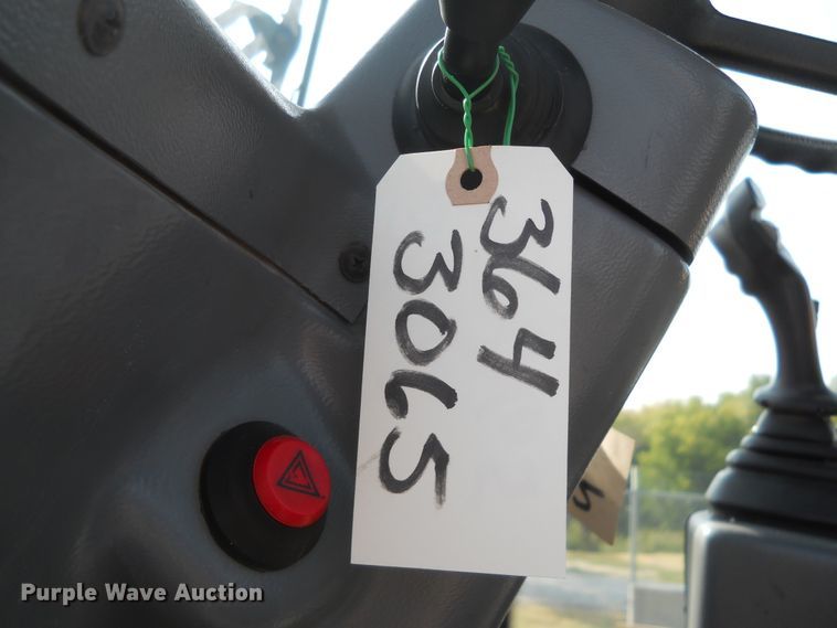 image for item HO9533 2005 Volvo L30B  wheel loader