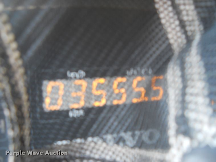 image for item HO9533 2005 Volvo L30B  wheel loader