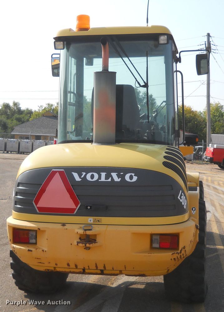 image for item HO9534 2004 Volvo L30B  wheel loader