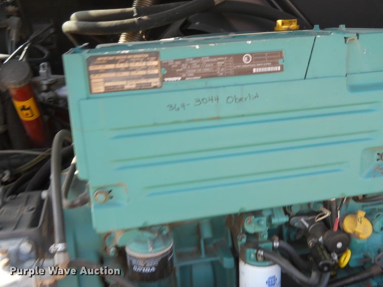 image for item HO9534 2004 Volvo L30B  wheel loader