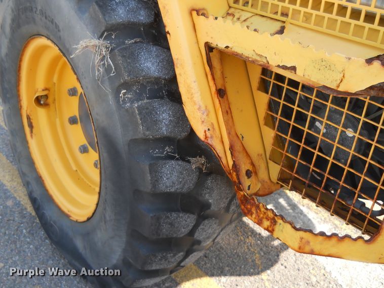 image for item HO9534 2004 Volvo L30B  wheel loader