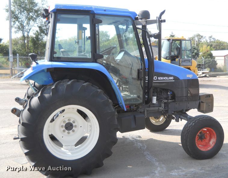 image for item HO9535 2001 New Holland TS100  tractor