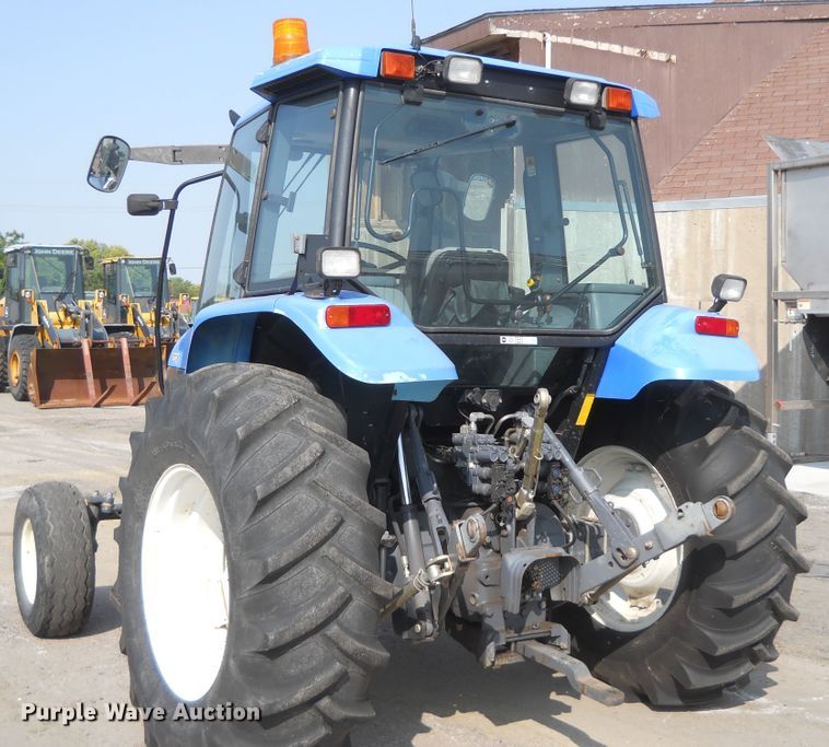 image for item HO9535 2001 New Holland TS100  tractor