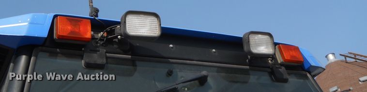 image for item HO9535 2001 New Holland TS100  tractor