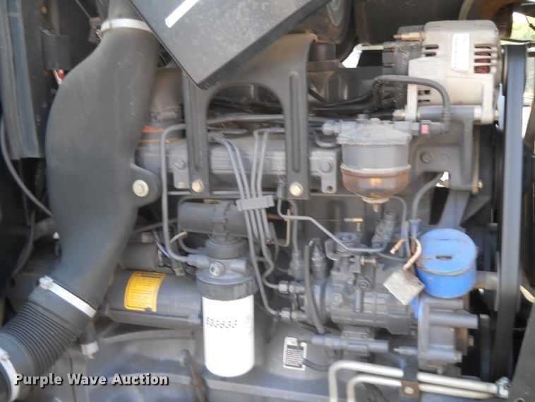 image for item HO9535 2001 New Holland TS100  tractor