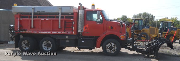 image for item HO9538 2003 Sterling LT7501  dump truck