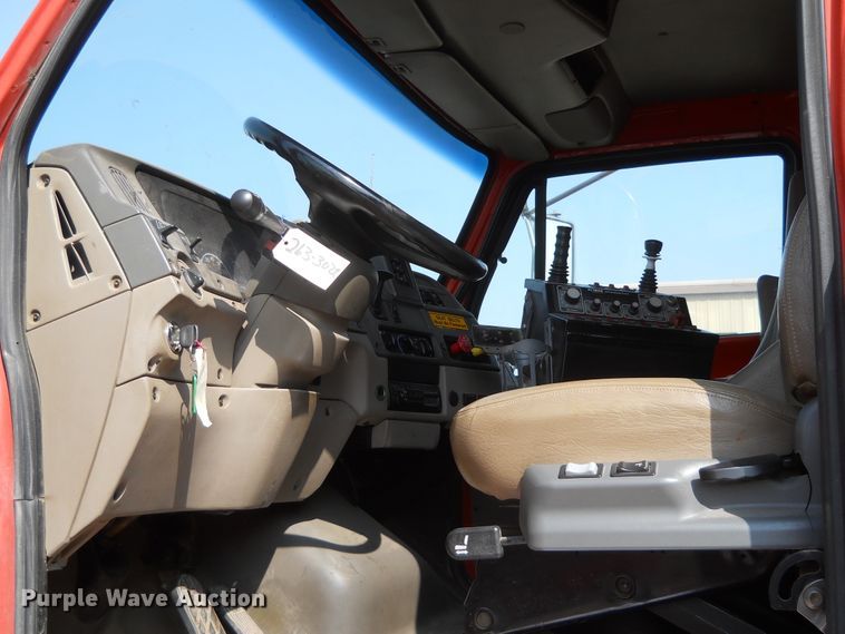 image for item HO9538 2003 Sterling LT7501  dump truck