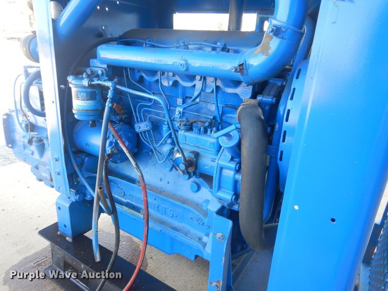 image for item AE9719 1975 Ford 4.19L four cylinder diesel engine