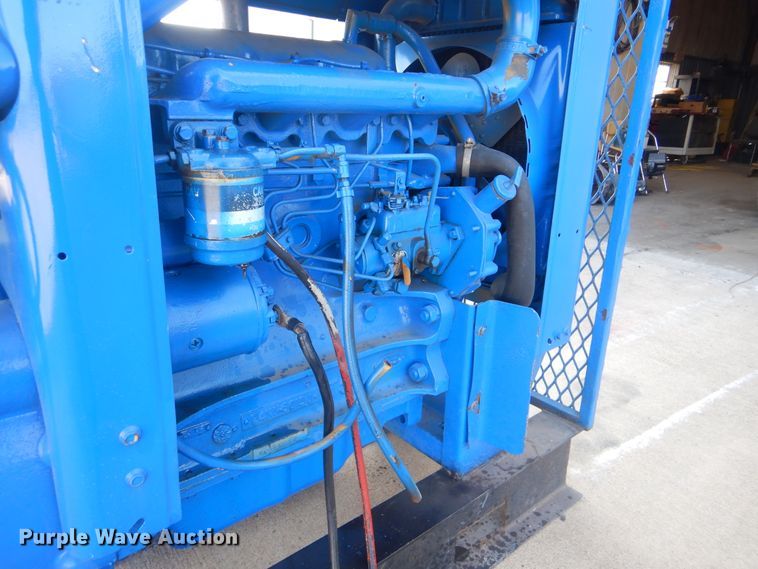 image for item AE9719 1975 Ford 4.19L four cylinder diesel engine