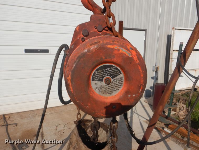 image for item AE9724 Nitchi MH-40DH electric hoist