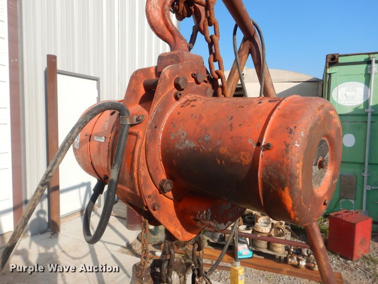 image for item AE9724 Nitchi MH-40DH electric hoist