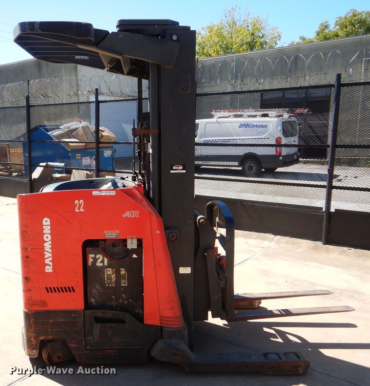 image for item AE9729 Raymond 740DR32TT  forklift
