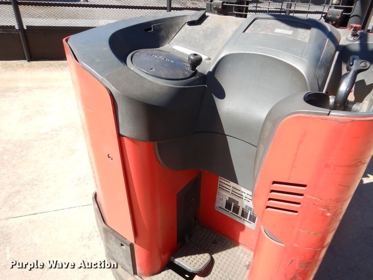 image for item AE9729 Raymond 740DR32TT  forklift