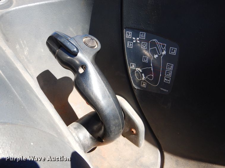 image for item AE9729 Raymond 740DR32TT  forklift