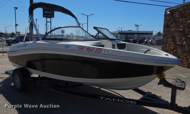 image for item AE9730 2016 Tahoe 400T  boat