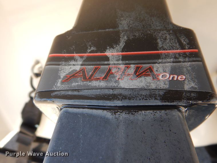 image for item AE9730 2016 Tahoe 400T  boat